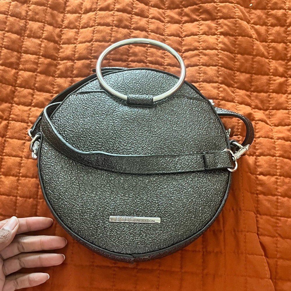 Round Women’s Purse